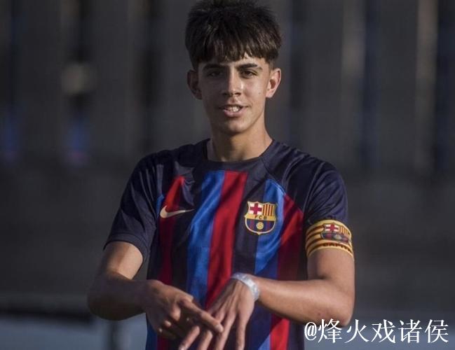 每体:贝尔纳尔国王杯定位尚未明确,或与卡萨多组成后腰组合 每体:贝尔纳尔国王杯定位尚未明确,或与卡萨多组成后腰组合